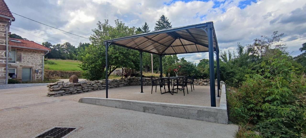 Le Pas Du Loup Villa Royere-de-Vassiviere Exteriör bild